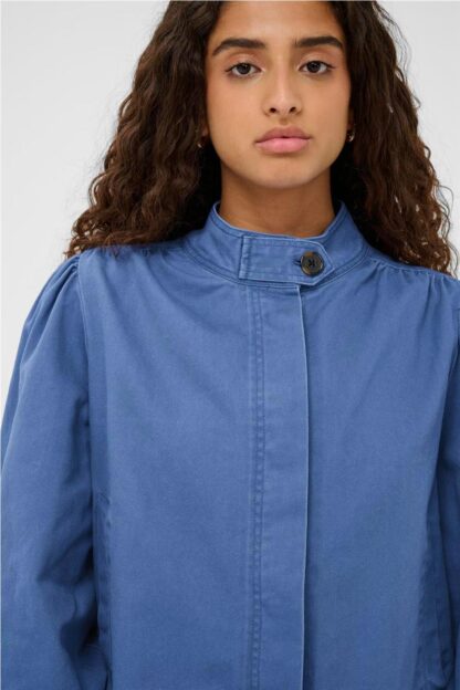 Elysia jacket